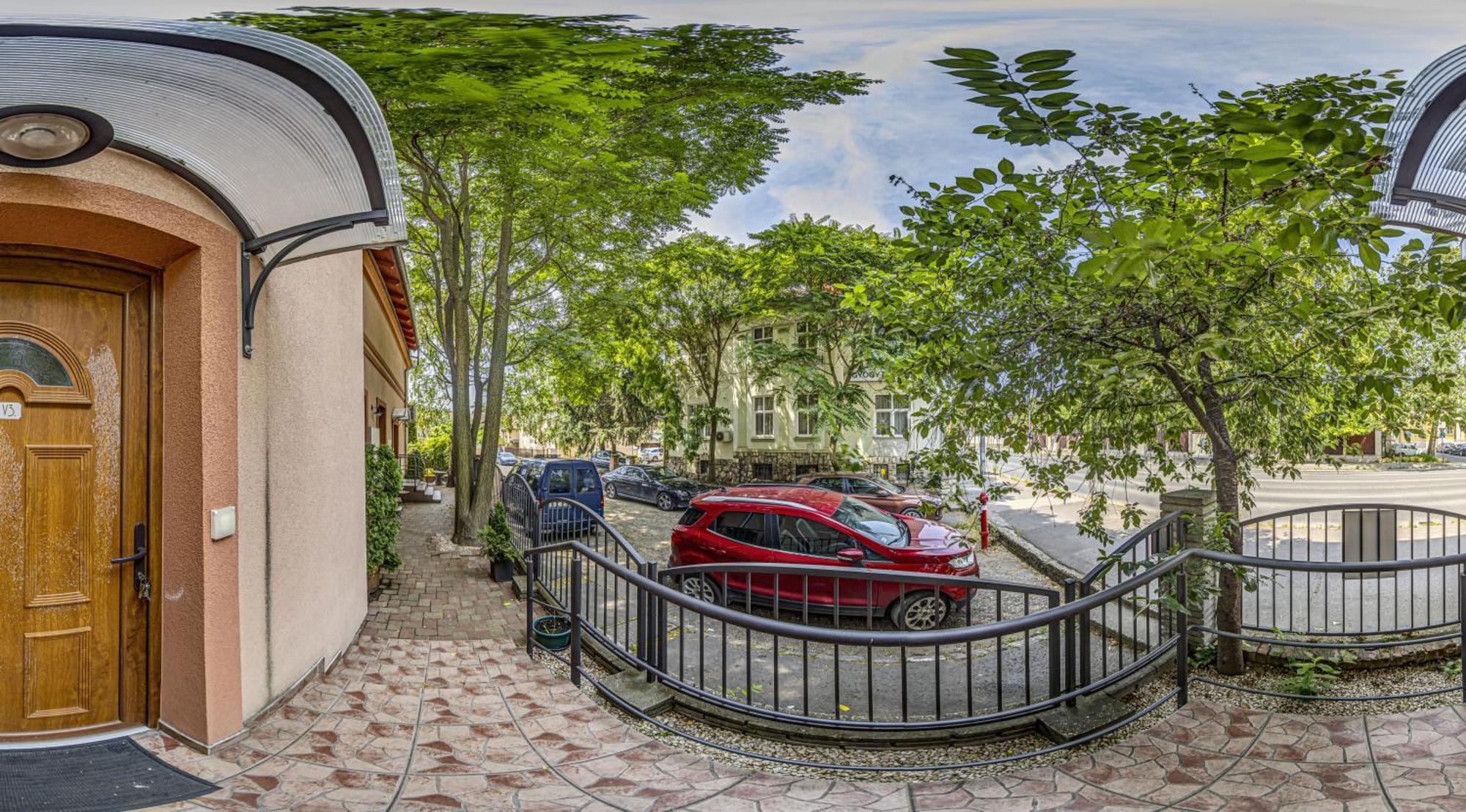Bed and Breakfast Napraforgo Wellness Haz Es Panzio Печ Экстерьер фото