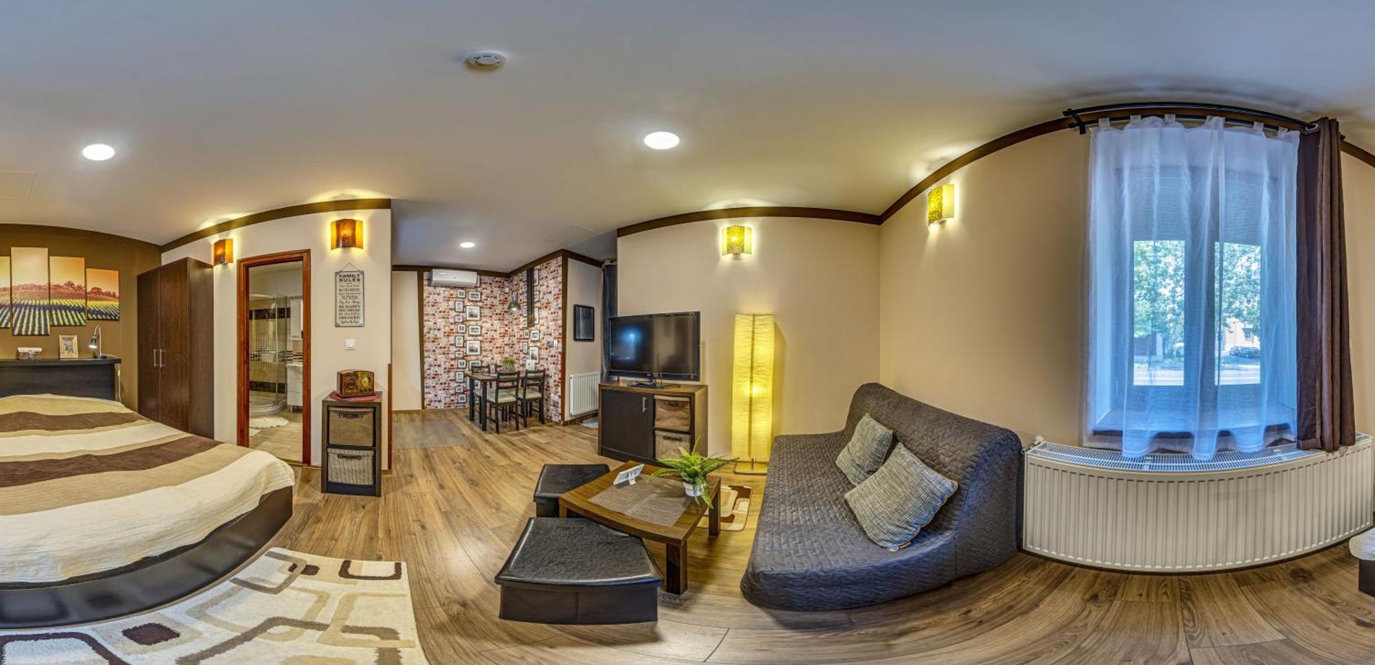 Bed and Breakfast Napraforgo Wellness Haz Es Panzio Печ Экстерьер фото