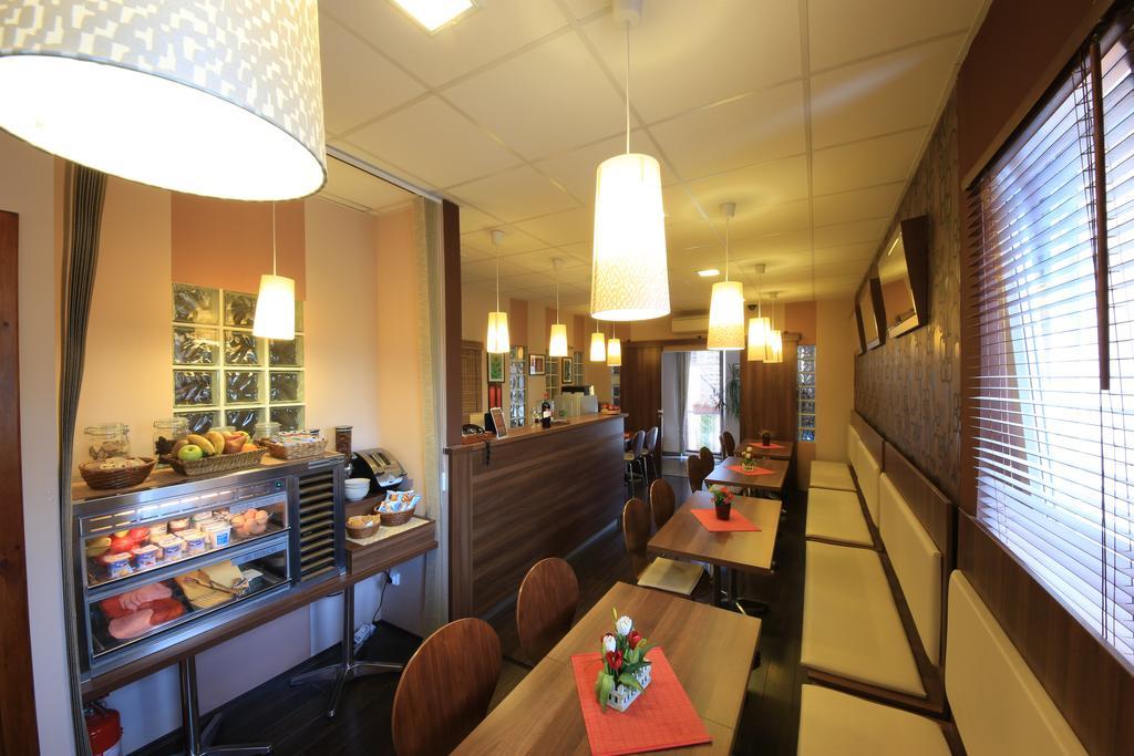 Bed and Breakfast Napraforgo Wellness Haz Es Panzio Печ Экстерьер фото
